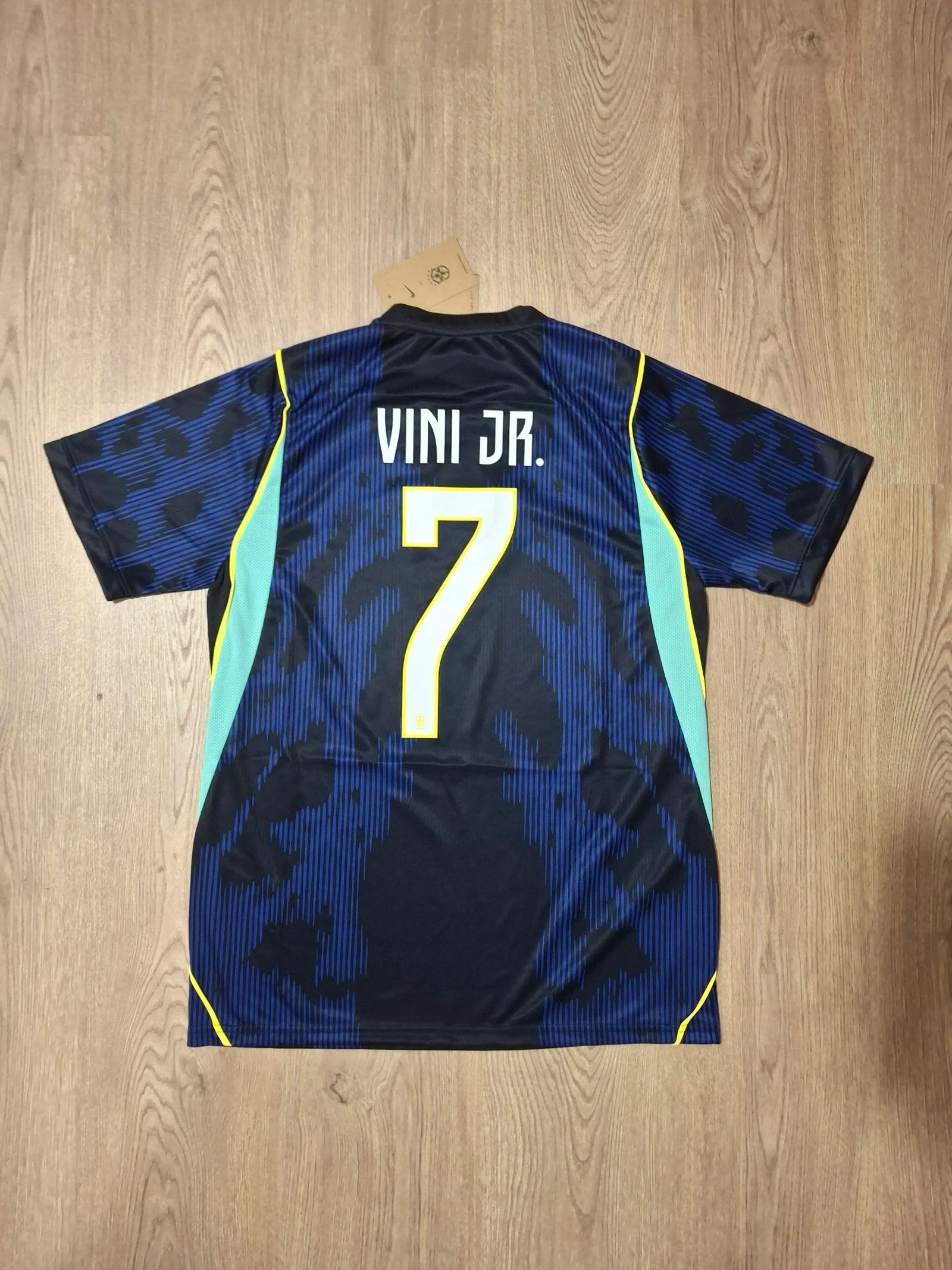 Camiseta Vinicius Jr Brasil visitante – photo 3